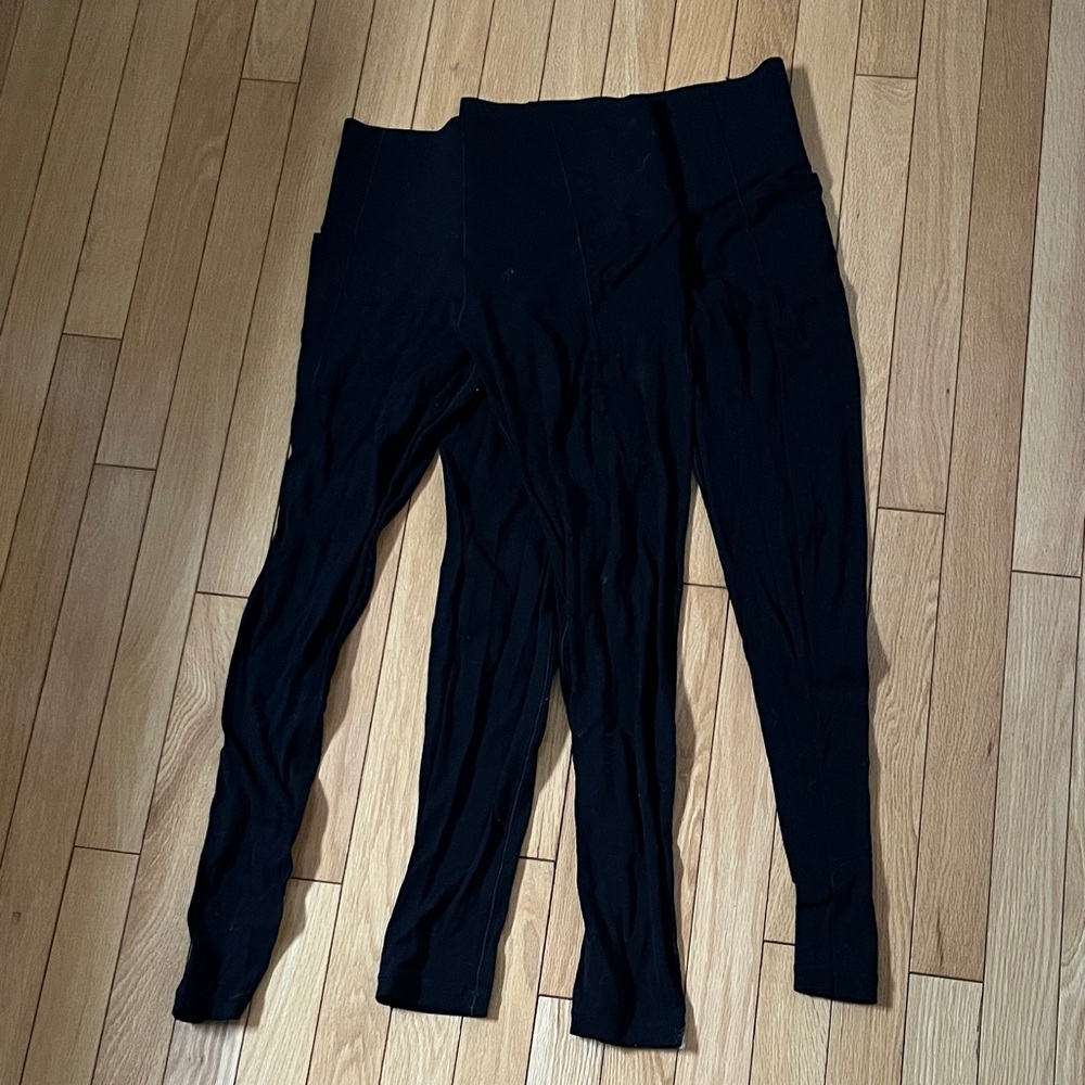 BUNDLE - 2x Aerie Real Me High-Waisted Hug Leggings